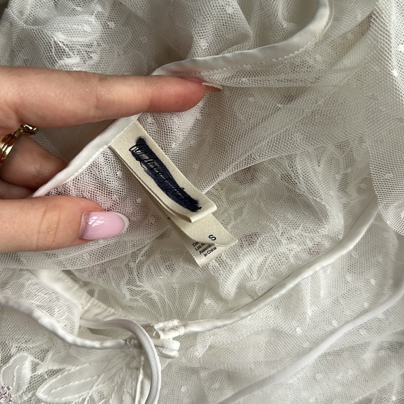 For Love & Lemons Eternal Rose Appliqué Robe - Picture 11 of 11